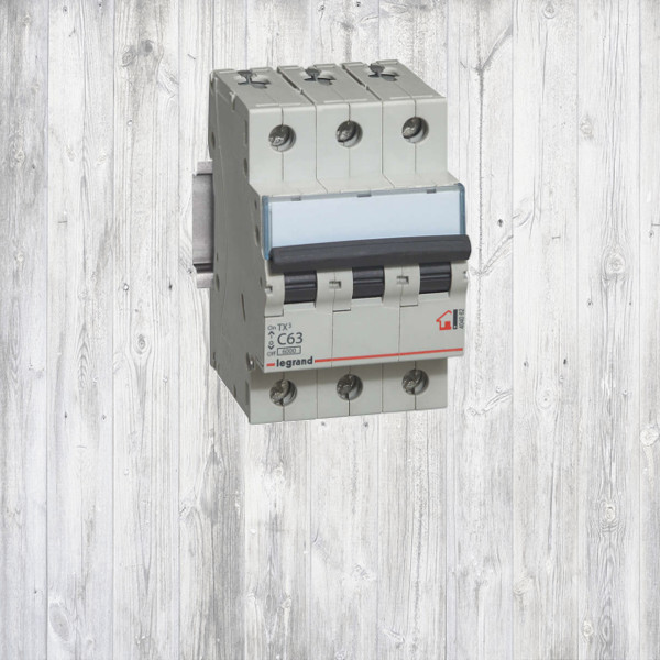 Выключатели автоматические модульные