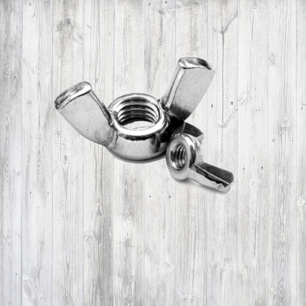 Шайбы и гайки